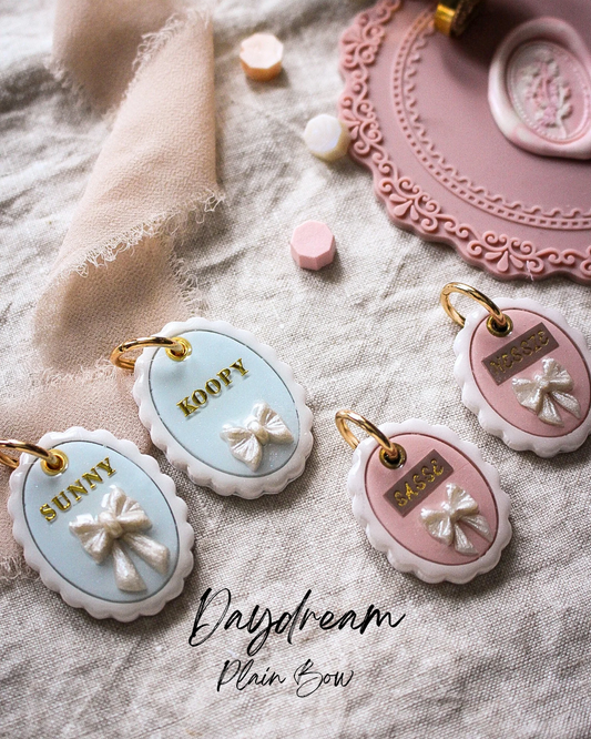 Daydream - Plain Bow